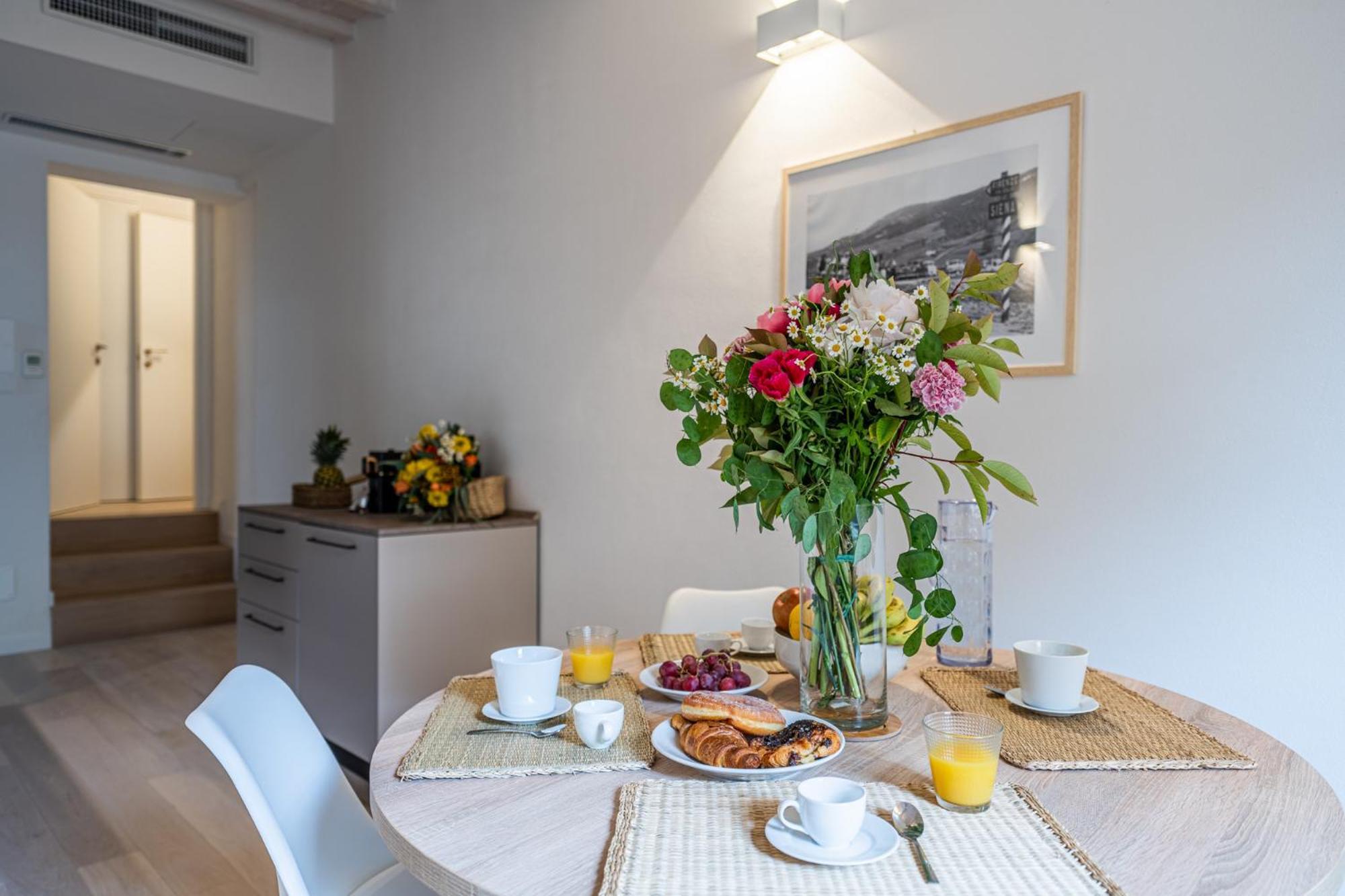 Algila Lifestyle Tornabuoni Apartments Флоренция Экстерьер фото