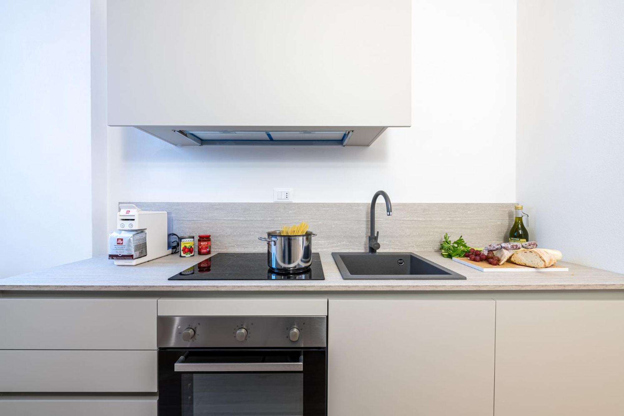 Algila Lifestyle Tornabuoni Apartments Флоренция Экстерьер фото